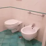 Casa Anna بيت للعطل بوسيتانو